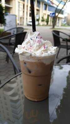 Kawiarnia Tu I Teraz