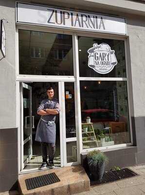 Zupiarnia Gary Na Ogniu