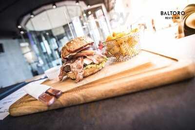 Baltoro Resto Bar