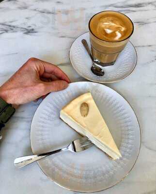 Dziewczyny I Słodycze