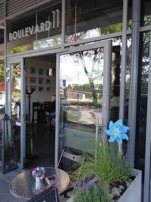Boulevard 11 Bistro & Wine