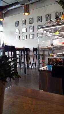 Boulevard 11 Bistro & Wine