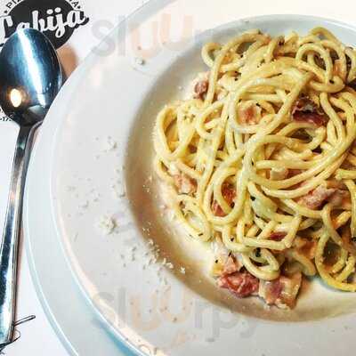 Labija Pizza & Pasta