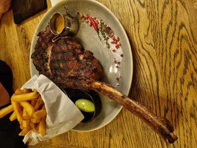 Moo Moo Steak & Burger Club