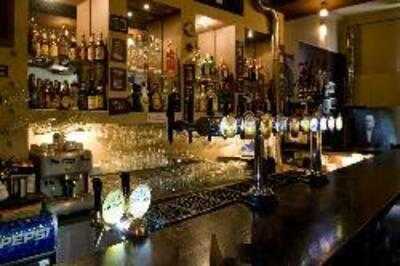 Omerta Pub & More...