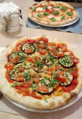 Brocci - Pizza * Pasta * Kawa