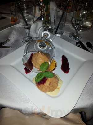 Restauracja Komoda Club