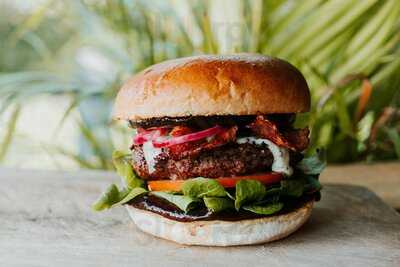 Teddy's Burger N'bar