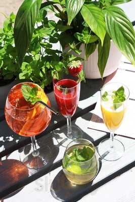 Kwiaciarnia Bistro I Bar