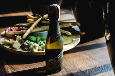 Beza Restaurant & Cafe