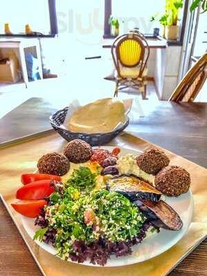 Mezze Middle Eastern Restaurant