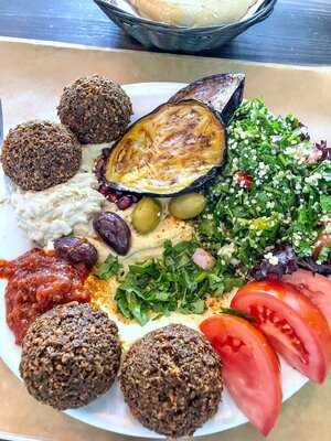 Mezze Middle Eastern Restaurant