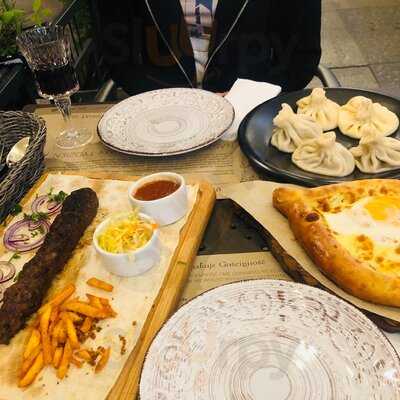 Chmeli Suneli - Tak Smakuje Goscinnosc