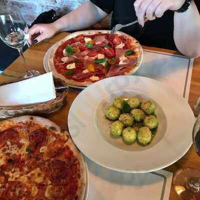 Stacja Wawer Food And Wine