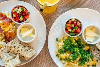 Etno Cafe Metro Politechnika