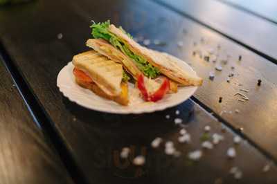 Lounge-bar Rudy Pies