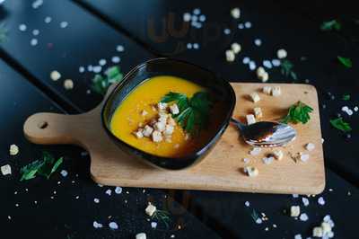 Lounge-bar Rudy Pies