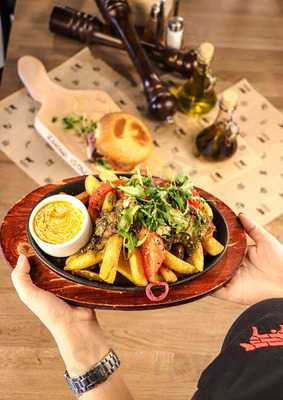 Just Derbi Pub & Restaurant