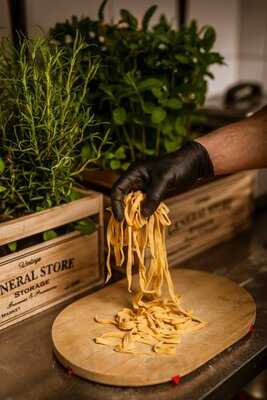 Da Vella Trattoria & Pizzeria