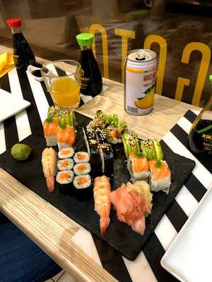 Nabogato Sushi Bar