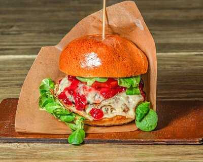 Chono Lulu Bistro & Bar