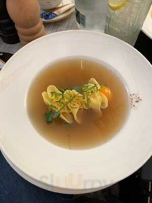 Ta'am Restaurant & Cocktail Bar