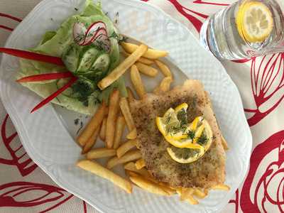 Radiova Bistro & Cafe