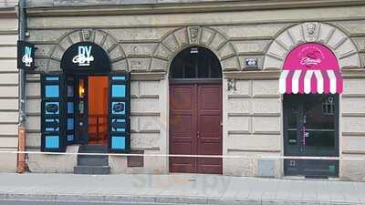 Clouds Ice Cream & Milkshakes