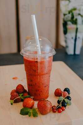 Clouds Ice Cream & Milkshakes