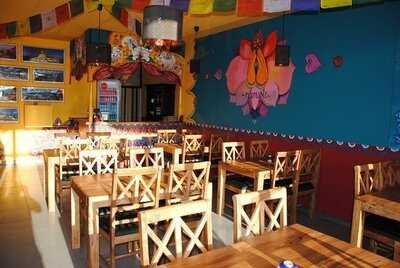 Restauracja Makalu Nepal