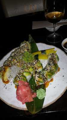 Sushi Chef Andrzej Kozioł