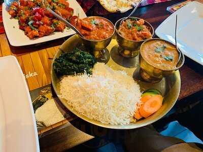 Lumbini Restauracja Nepalska I Indyjska