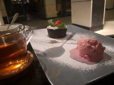 Duo Cafe & Cocktail Bar