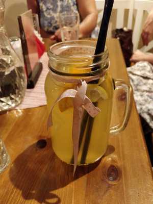 Pan & Cake Pizzeria Creperia