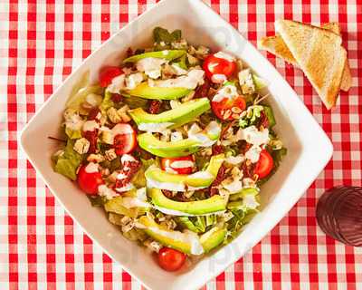 7 Street Bar & Grill