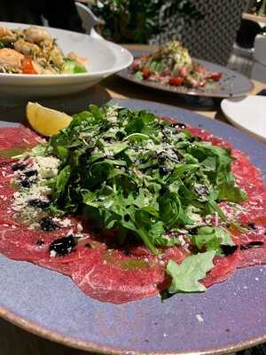 Cotto E Crudo Restaurant Pizza & Wine