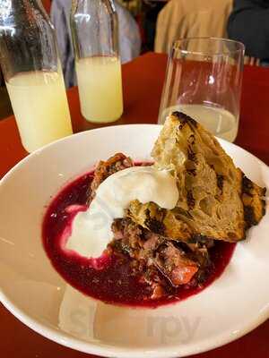 Baron The Family Grill Bar