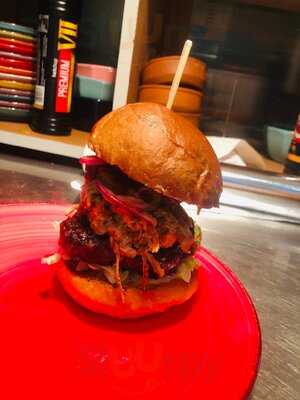 Trinity Burger House