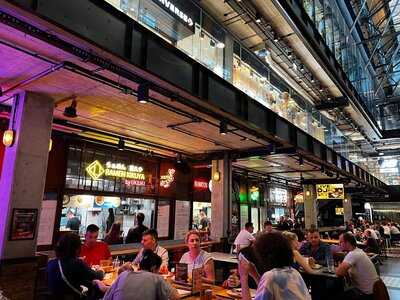 Food Hall Elektrownia Powiśle