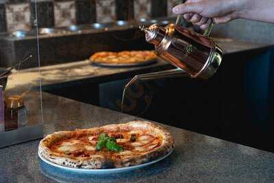 Miedziany Piec Pizza Napoletana