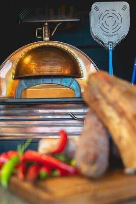 Miedziany Piec Pizza Napoletana