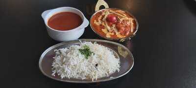 Royal Curry Indian Cuisine