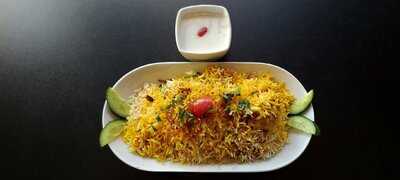 Royal Curry Indian Cuisine