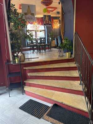 Royal Curry Indian Cuisine