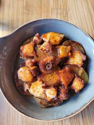 Alejo's Tapas Grill&wine