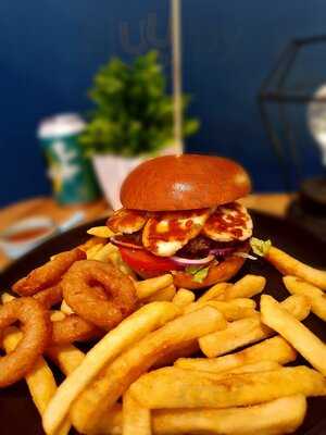 Hamburger Z Karaibów Puławska