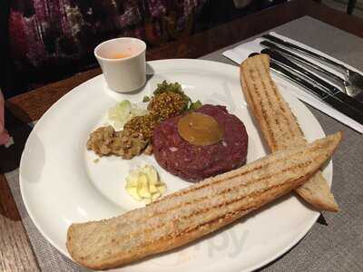 Gate One Restaurant And Bar