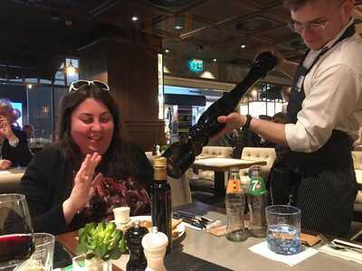 Gate One Restaurant And Bar