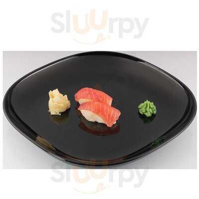 Maneki Sushi Express