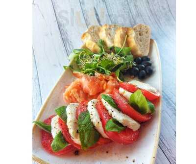 Boogie Cafe & Bistro Retkinia